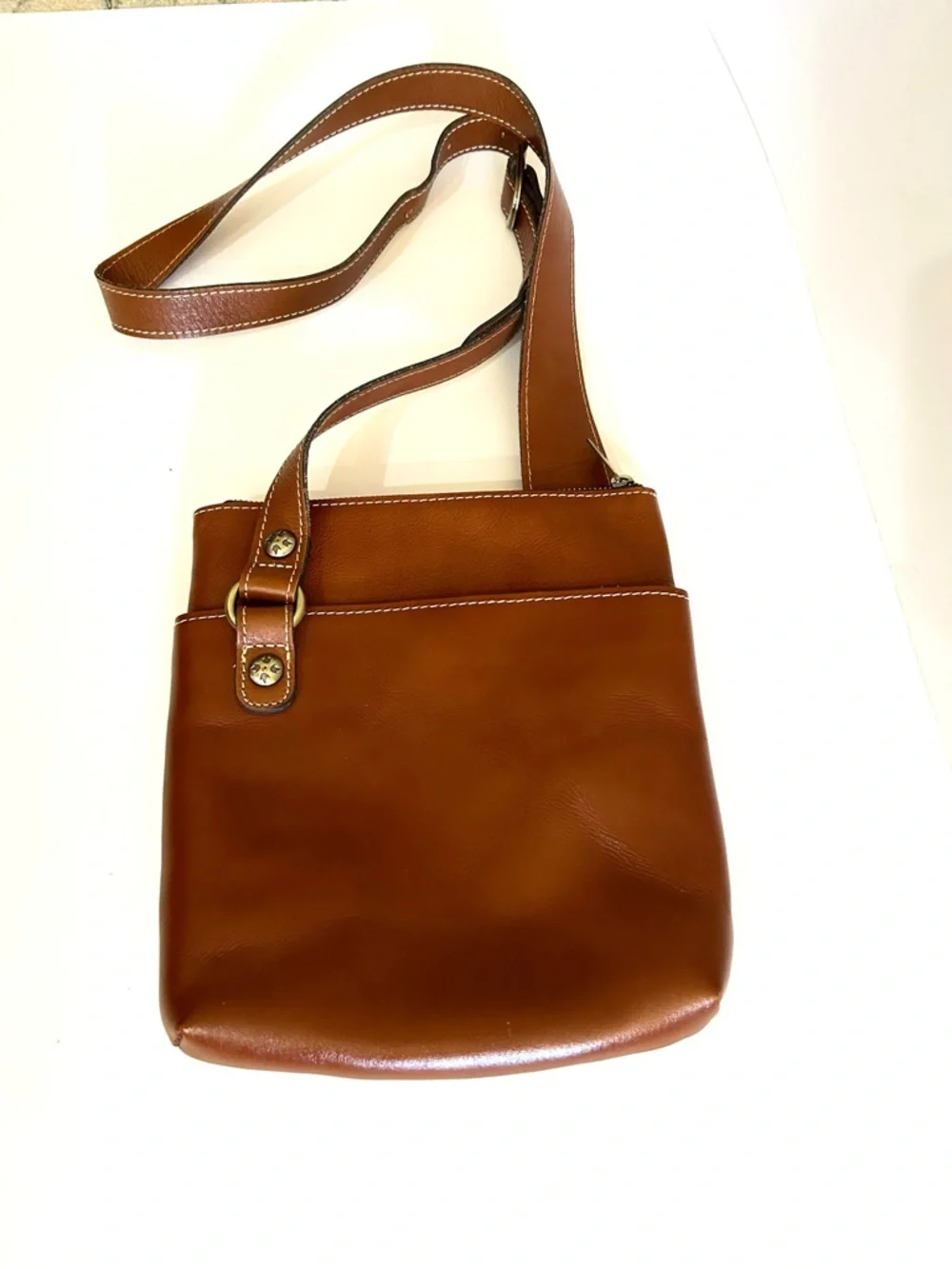 Like New Patricia Nash Tan Leather Messenger Crossbody with Adjustable Strap - Picture 4 of 12